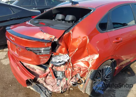 2022 Kia Forte Gt-Line z USA, uszkodzony, nr VIN 3KPF54AD4NE474486